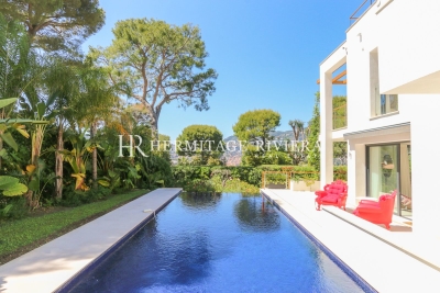 Maison &agrave; louer &agrave; ST-JEAN-CAP-FERRAT  - 8 pi&egrave;ces - 250 m&sup2; 