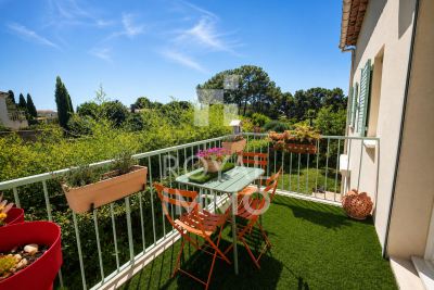 Appartement &agrave; vendre &agrave; SANARY-SUR-MER  - 3 pi&egrave;ces - 42 m&sup2; 