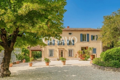 Maison &agrave; vendre &agrave; GRAMBOIS Rustrel - 8 pi&egrave;ces - 350 m&sup2; 