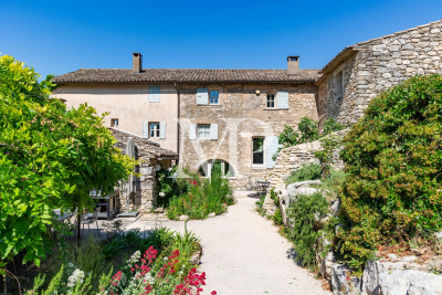 Villa à Ménerbes &agrave; louer à partir de 13 860 € / semaine, Photo 7