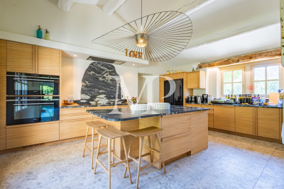 Villa à Ménerbes &agrave; louer à partir de 13 860 € / semaine, Photo 10