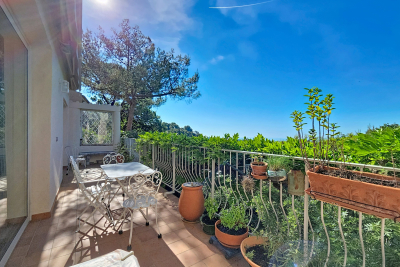 Appartement &agrave; vendre &agrave; VENCE  - 4 pi&egrave;ces - 136 m&sup2; 