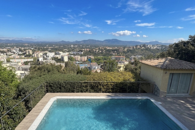 Maison &agrave; vendre &agrave; ST-RAPHAËL  - 5 pi&egrave;ces - 173 m&sup2; 