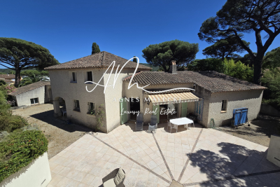 House for sale in GASSIN  - 7 rooms - 170 m&sup2; 