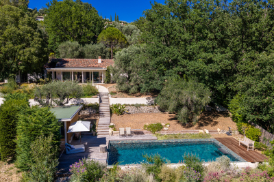 Maison &agrave; vendre &agrave; CHATEAUNEUF-GRASSE Centre - 7 pi&egrave;ces - 237 m&sup2; 