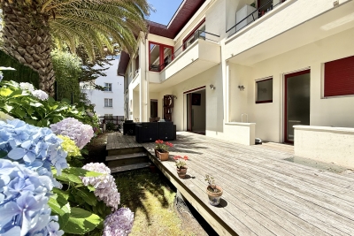 Appartement &agrave; vendre &agrave; BIARRITZ  - 6 pi&egrave;ces - 157 m&sup2; 