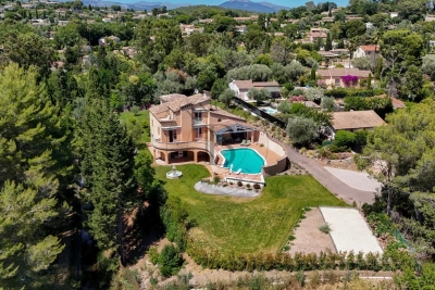 Maison &agrave; vendre &agrave; MOUGINS Bischoffsheim - 8 pi&egrave;ces - 375 m&sup2; 