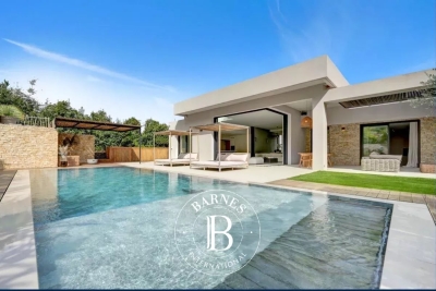 Maison &agrave; vendre &agrave; AIX-EN-PROVENCE  - 7 pi&egrave;ces - 350 m&sup2; 
