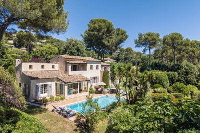 Maison &agrave; vendre &agrave; ST-PAUL-DE-VENCE  - 6 pi&egrave;ces - 232 m&sup2; 