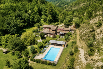Maison &agrave; vendre &agrave; BANNE  - 8 pi&egrave;ces - 216 m&sup2; 