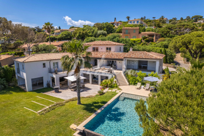 Maison &agrave; vendre &agrave; STE-MAXIME  - 10 pi&egrave;ces - 500 m&sup2; 