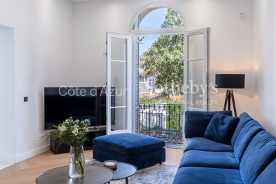 Appartement &agrave; vendre &agrave; NICE  - 5 pi&egrave;ces - 134 m&sup2; 
