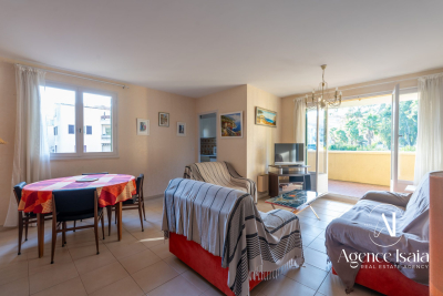 Appartement &agrave; vendre &agrave; Cavalaire-sur-Mer  - 3 pi&egrave;ces 60 m&sup2; 