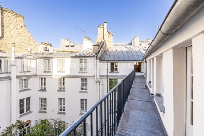 Appartement &agrave; vendre &agrave; PARIS 6EME  - 4 pi&egrave;ces - 73 m&sup2; 