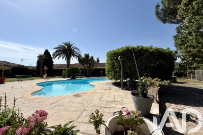 Maison &agrave; vendre &agrave; ST ESTEVE  - 6 pi&egrave;ces - 280 m&sup2; 