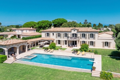 Maison &agrave; vendre &agrave; Cap d'Antibes  - 8 pi&egrave;ces 590 m&sup2; 