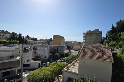 Appartement &agrave; vendre &agrave; ROQUEBRUNE-CAP-MARTIN  - 3 pi&egrave;ces - 53 m&sup2; 