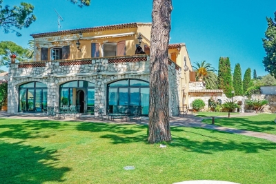 Maison &agrave; vendre &agrave; Cap d'Antibes  - 7 pi&egrave;ces 600 m&sup2; 