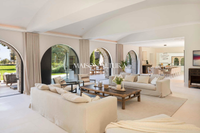 Villa à Vallauris &agrave; louer à partir de 55 000 € / semaine, Photo 4