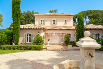 Villa in Saint-Tropez for rental from 55 000 € / week, Photo 2