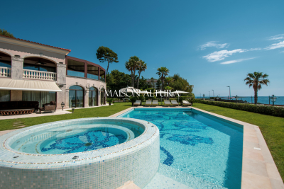 Villa à Cap d'Antibes &agrave; louer à partir de 55 000 € / semaine, Photo 1