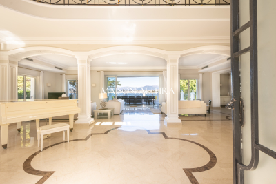 Villa à Cap d'Antibes &agrave; louer à partir de 50 000 € / semaine, Photo 3