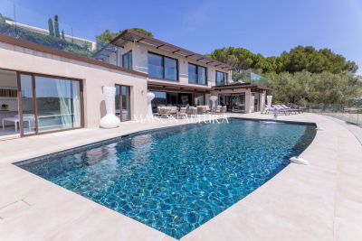 Villa in Mougins for rental from 23 000 € / week, Photo 2