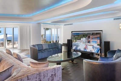 Villa à Roquebrune-Cap-Martin &agrave; louer à partir de 29 000 € / semaine, Photo 3