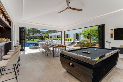 Villa à Saint-Tropez &agrave; louer à partir de 110 000 € / semaine, Photo 3