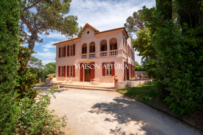 Villa à Saint-Tropez &agrave; louer à partir de 25 000 € / semaine, Photo 6