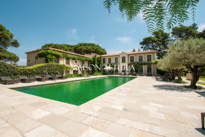Villa à Saint-Tropez &agrave; louer à partir de 50 000 € / semaine, Photo 1