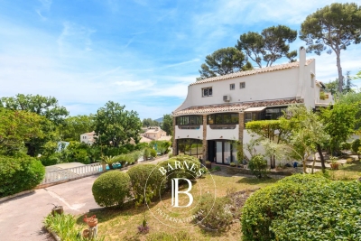 Maison &agrave; vendre &agrave; LE PRADET  - 7 pi&egrave;ces - 260 m&sup2; 