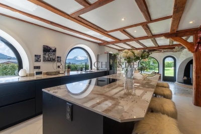 Maison &agrave; vendre &agrave; LES GETS  - 8 pi&egrave;ces - 409 m&sup2; 