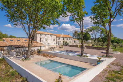 Maison &agrave; vendre &agrave; LE MUY  - 17 pi&egrave;ces - 610 m&sup2; 