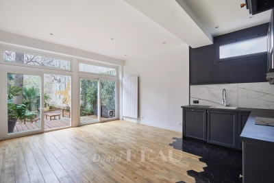 Appartement &agrave; louer &agrave; PARIS 16EME  - 2 pi&egrave;ces - 49 m&sup2; 