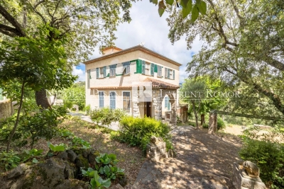 Maison &agrave; vendre &agrave; NICE Lenval  - 276 m&sup2; 
