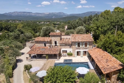 Maison &agrave; vendre &agrave; MONTAUROUX  - 9 pi&egrave;ces - 433 m&sup2; 