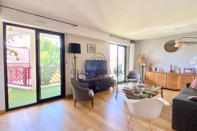 Appartement &agrave; vendre &agrave; BORDEAUX  - 4 pi&egrave;ces - 98 m&sup2; 