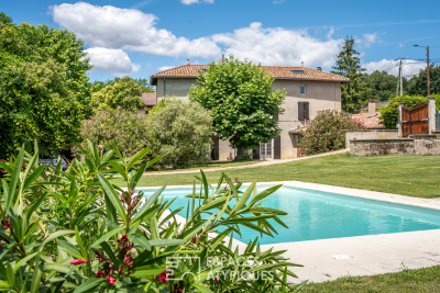 Maison &agrave; vendre &agrave; CHATILLON-ST-JEAN  - 6 pi&egrave;ces - 171 m&sup2; 