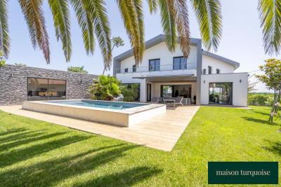 Maison &agrave; vendre &agrave; ANGLET  - 8 pi&egrave;ces - 264 m&sup2; 