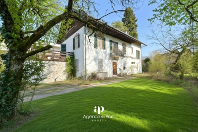 Maison &agrave; vendre &agrave; ANNECY  - 11 pi&egrave;ces - 288 m&sup2; 