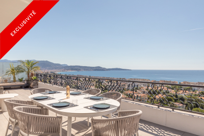Apartment for sale in NICE Vieille Ville - 4 rooms - 125 m&sup2; 