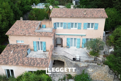 Maison &agrave; vendre &agrave; MAGAGNOSC Laval - 10 pi&egrave;ces - 232 m&sup2; 