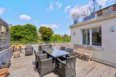 Appartement &agrave; louer &agrave; PARIS 16EME  - 3 pi&egrave;ces - 113 m&sup2; 
