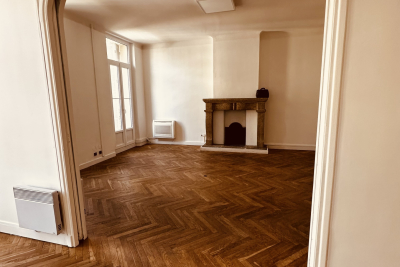 Commerce &agrave; louer &agrave; TOULON   - 162 m&sup2; 