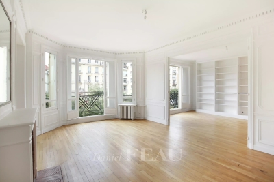 Appartement &agrave; louer &agrave; PARIS 15EME Belleville - 5 pi&egrave;ces - 154 m&sup2; 