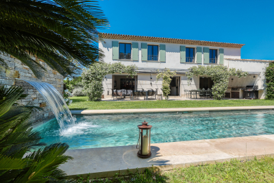 Maison &agrave; vendre &agrave; ST-TROPEZ  - 8 pi&egrave;ces - 221 m&sup2; 