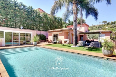 Maison &agrave; vendre &agrave; CAGNES-SUR-MER  - 4 pi&egrave;ces - 235 m&sup2; 