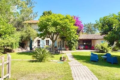 Maison &agrave; vendre &agrave; LE PRADET Est - 9 pi&egrave;ces - 345 m&sup2; 