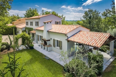 Maison &agrave; vendre &agrave; FAYENCE  - 4 pi&egrave;ces - 160 m&sup2; 